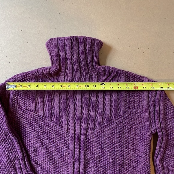 Smartwool knit turtleneck sweater. Size S. - Picture 9 of 9